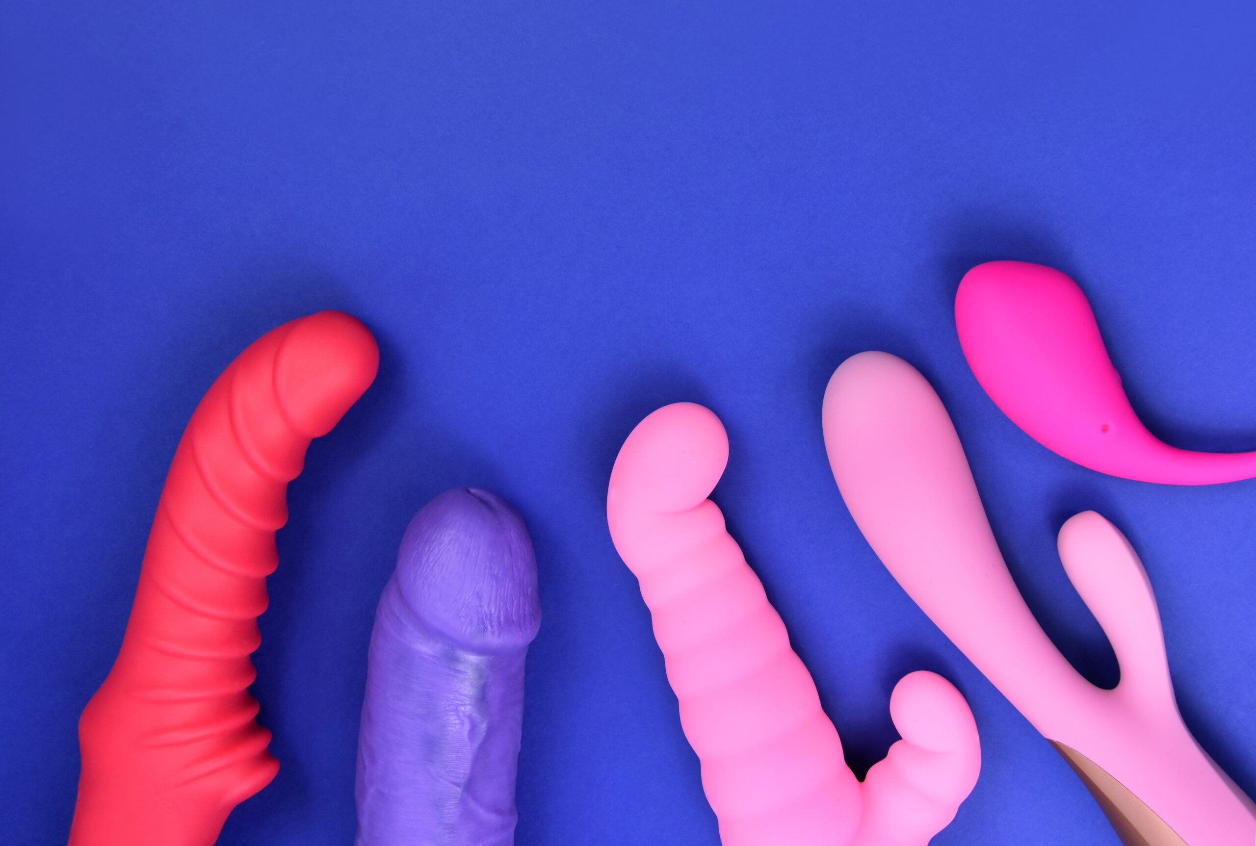 dildo addicted slut